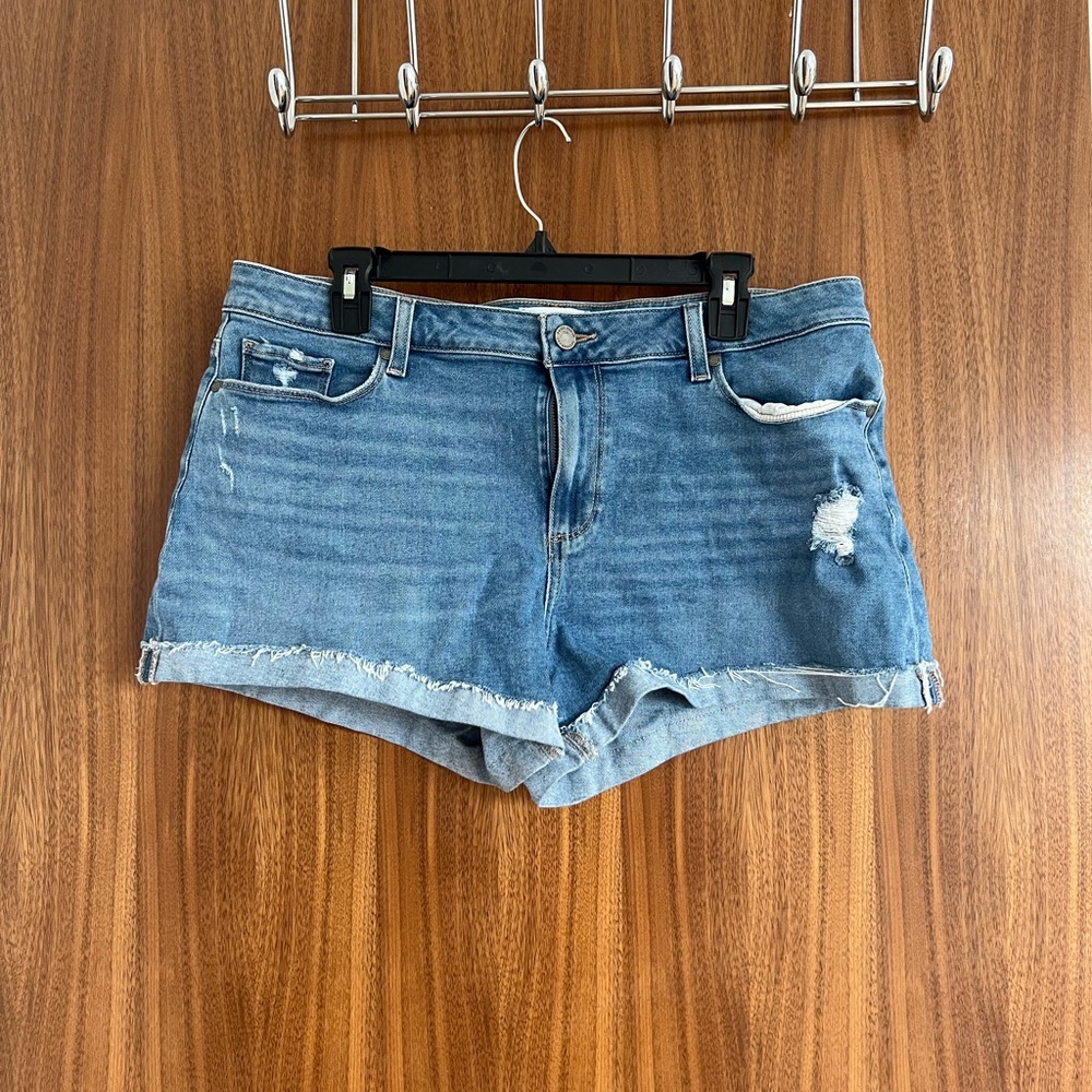 Paige Denim shorts size 32